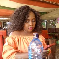 Winnie Oloibe的照片