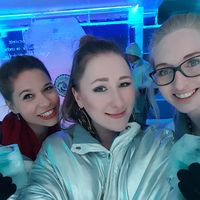 Lisa Cholewa的照片