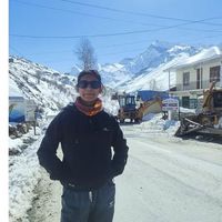 Seema Chauhan's Photo