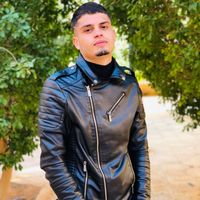 Yacine chellali的照片