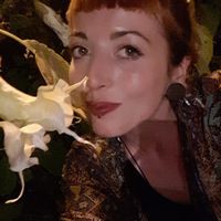 Maya McCracken的照片