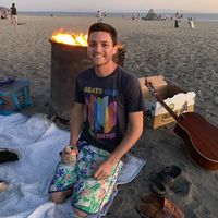 Quinn Powell的照片