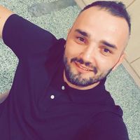 Hayri Celik的照片