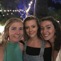 Sophie Lavis的照片