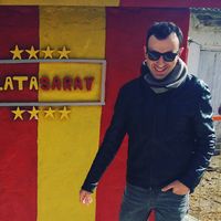 Erhan Elmas的照片