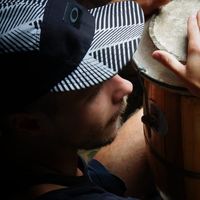 Manu Riestra's Photo