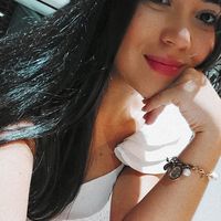 Natalia Oliveros's Photo