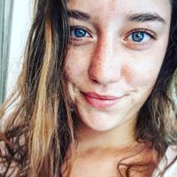 Marie Boubinova的照片