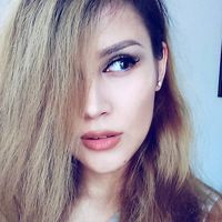 farzane kohandel的照片