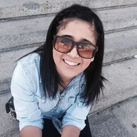 Andrea Treviño的照片