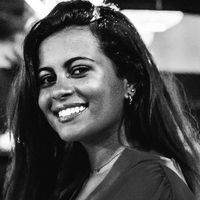 khaoula Mazhari的照片