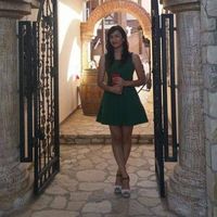 Aycan Ozarslan的照片