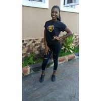 Fotos von Amina Surfer Kone