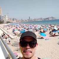 Charles  Bugs的照片