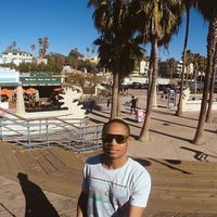 larnell mays's Photo