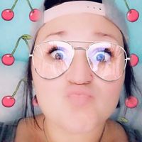 Julia Schmutzler的照片