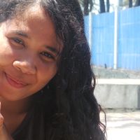 Putri Yenni M的照片