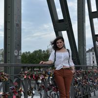 Sarah Asadpour's Photo