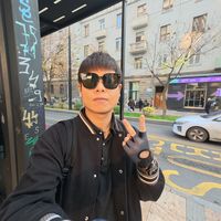 Logan Loong XI XI的照片