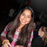 Camila Maguiña的照片