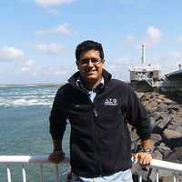 Jorge Bustamante的照片