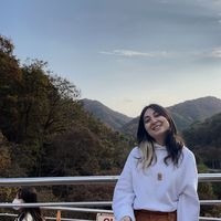 Gular Mikayilli的照片