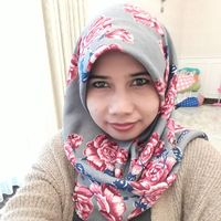 Rini Hidayati's Photo