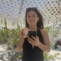 SOFIA CALDERON的照片