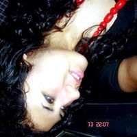 mili flores的照片