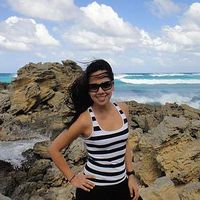 Elena Gomez的照片