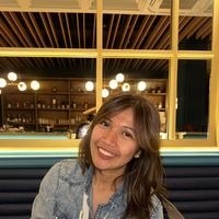 Eva Kartika的照片