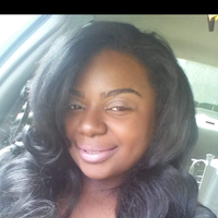 Nadia Lewis的照片