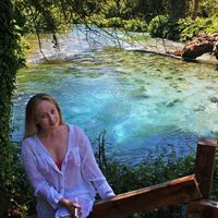 Anxhela Caka的照片