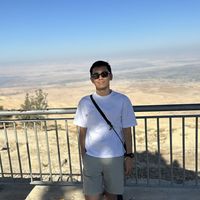 Fotos von Astani Gunawan