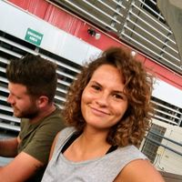 Kim Carolin Wollny的照片