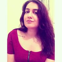 Öykü Esener的照片