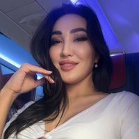 Fotos von Aizhan Alimbayeva