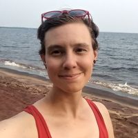 Julie Lorrain的照片