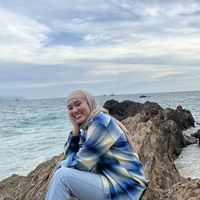 Azizah Fera  Damaiyanti's Photo