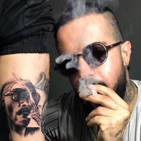 Taycan Haciarif's Photo