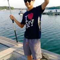 Mike Yoshida的照片