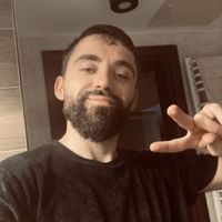 Paweł Grzywa的照片