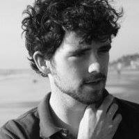 John Collins的照片