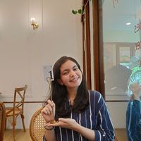 Hasna Asegaf's Photo