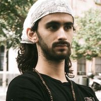 Diego Olguin的照片