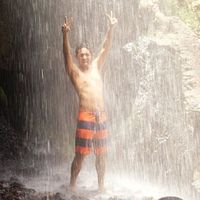 Lucho Guzman的照片