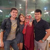 James Rainier的照片