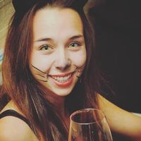 Chloe Valero的照片