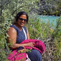 Suganthi Ganesh's Photo