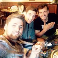 Oliver Bray的照片